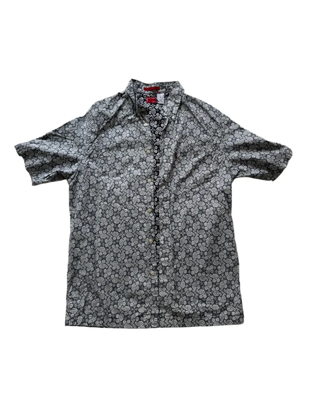 Levi’s Men Medium Paisley Floral Print Button Up Shirt gray white short sleeve